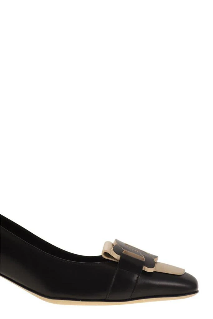 Tod's Tod'S Leather Pumps With Chain 6