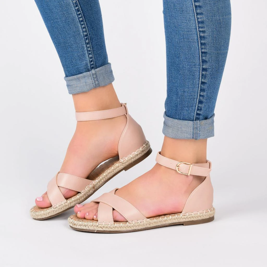 Journee Collection Collection Women's Wide Width Lyddia Sandal 6