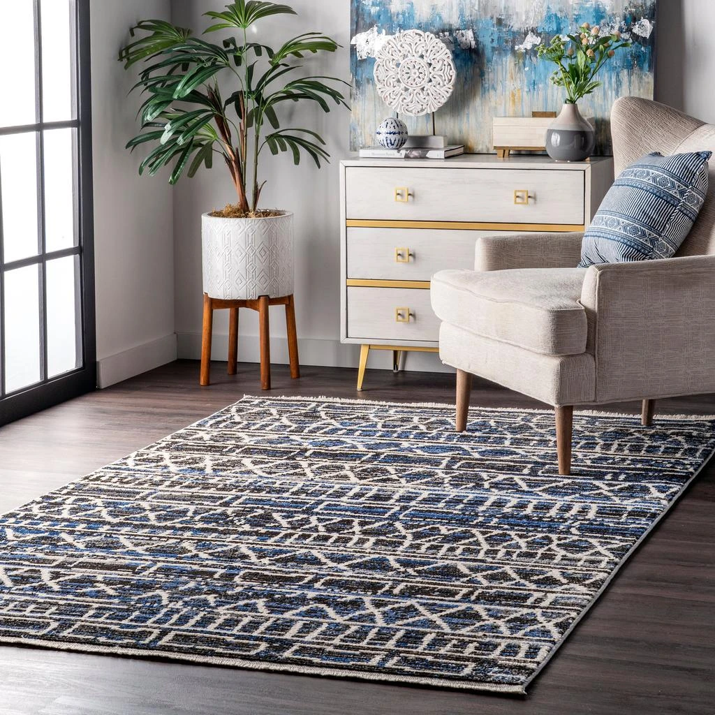 nuLOOM Maisie Banded Tribal Area Rug 1