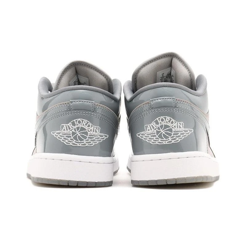 Jordan 1 Low SE Medium Grey Cool Grey White 4