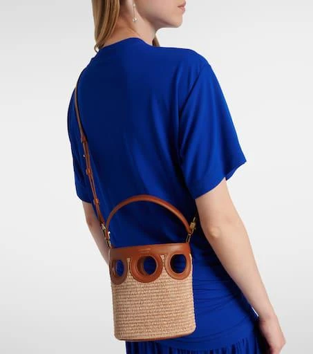 Salvatore Ferragamo Ganci Frame Small raffia bucket bag 6