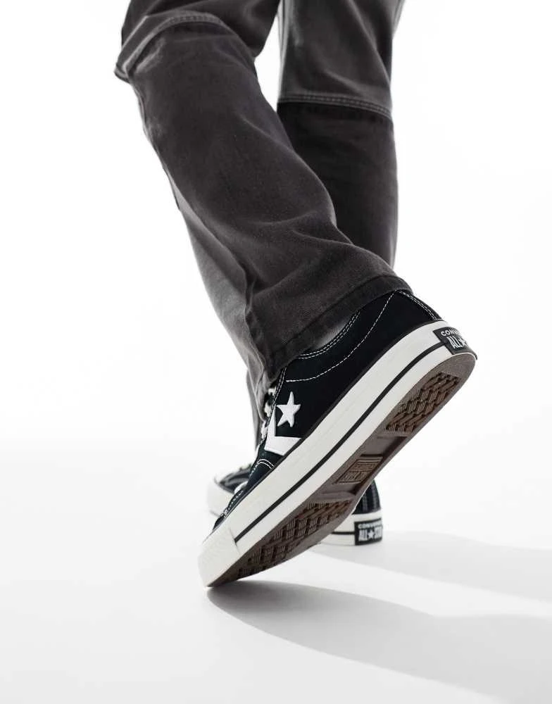 Converse Converse Star Player 76 Ox trainer in black 2