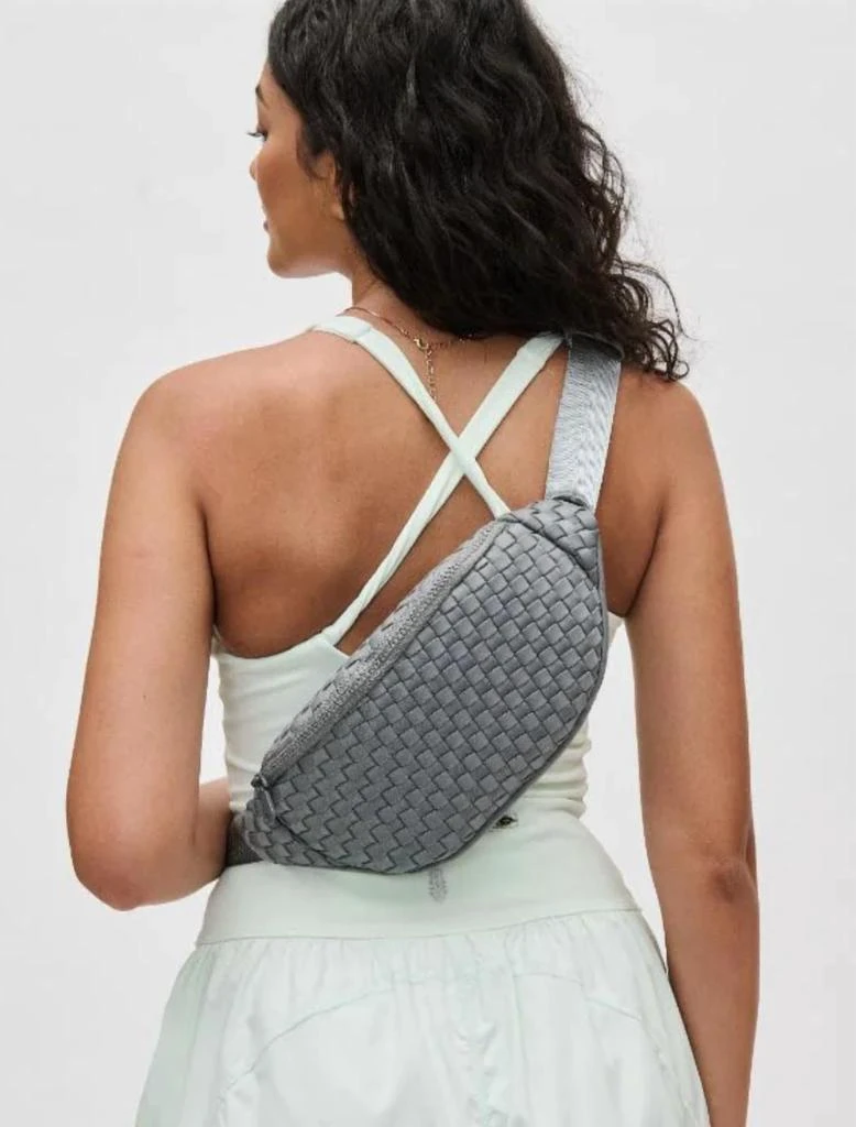 SOL and SELENE Aim High Belt Bag In Grey 2