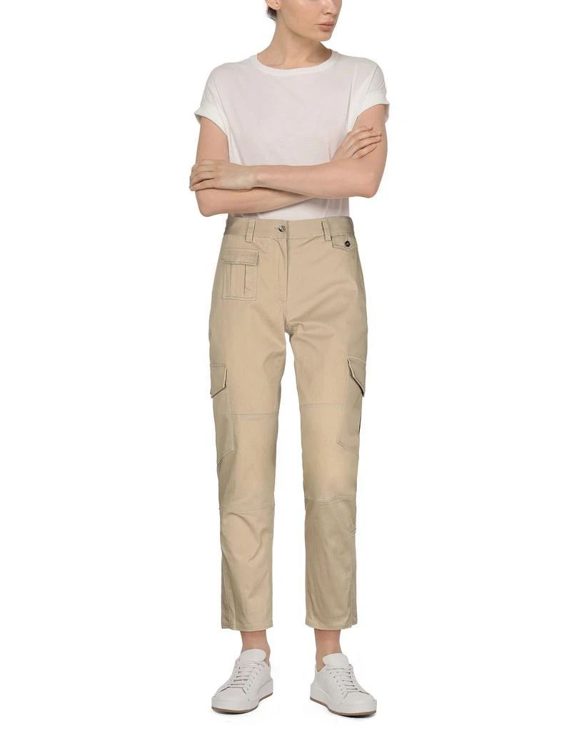 Dolce
Gabbana Casual pants 2