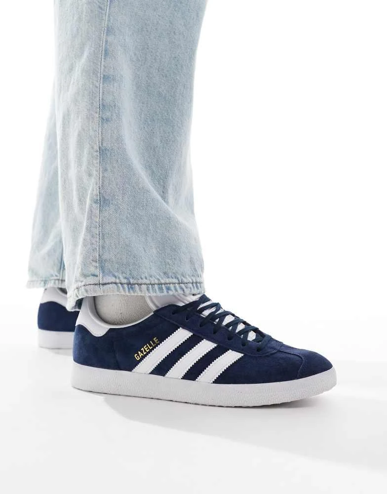 Adidas adidas Originals Gazelle trainers in navy - Running Shoes - Free Shipping - BeyondStyle Adidas adidas Originals Gazelle trainers in navy - Running Shoes - Free Shipping - BeyondStyle