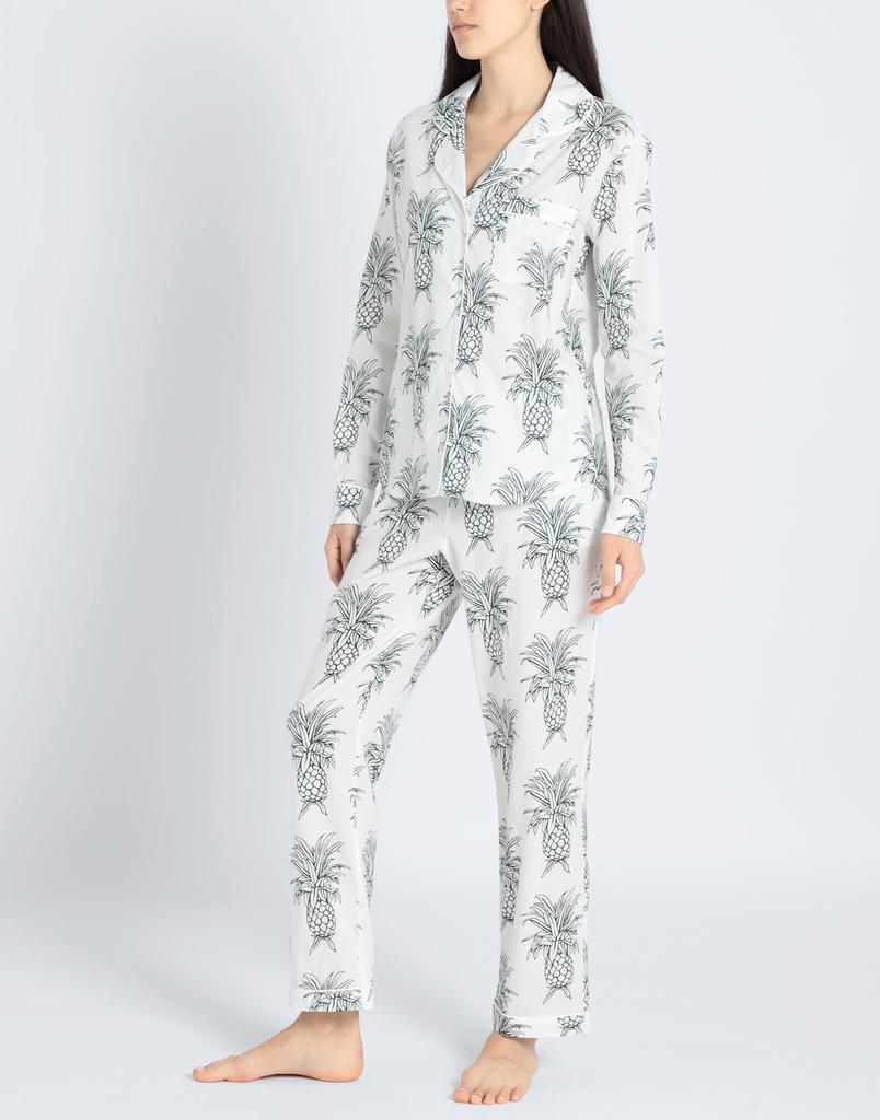 Desmond & Dempsey Sleepwear