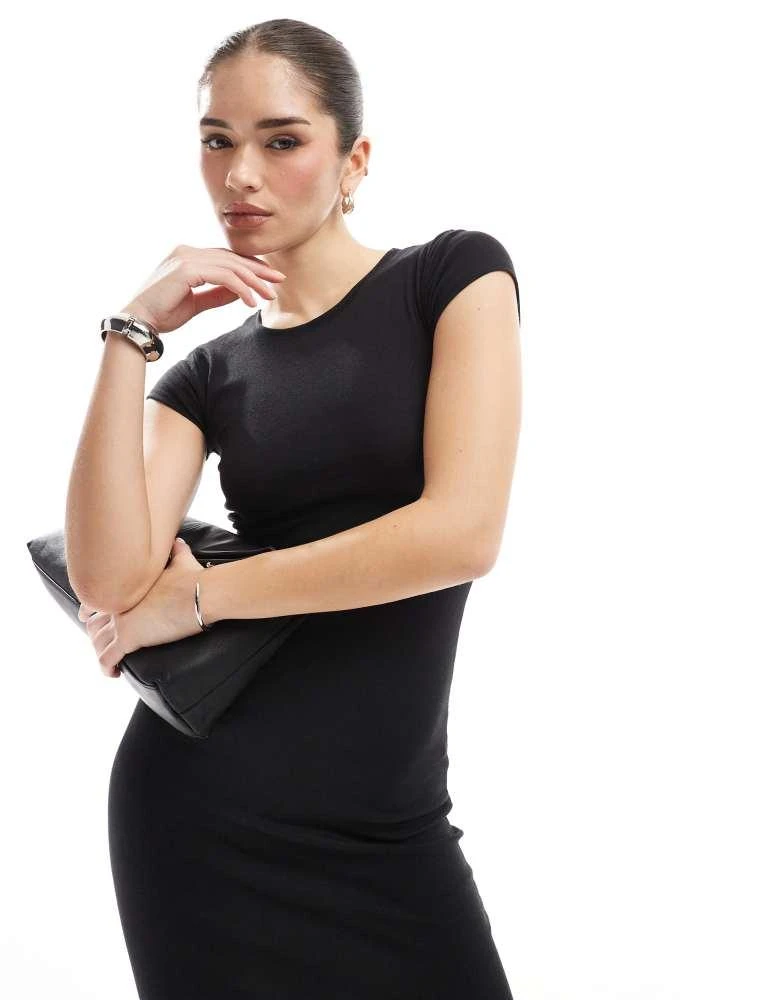 Pull&Bear Pull&Bear short sleeve polyamide midi dress in black 2