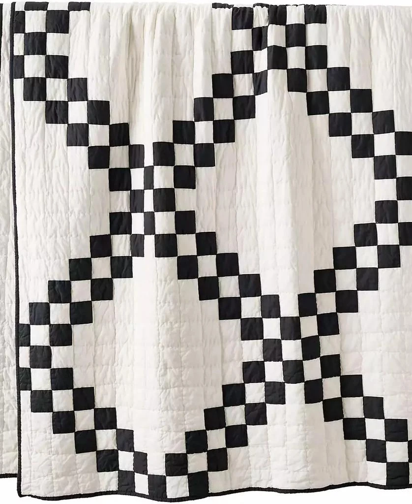 Lands
 End Irish Chain Quilt 2