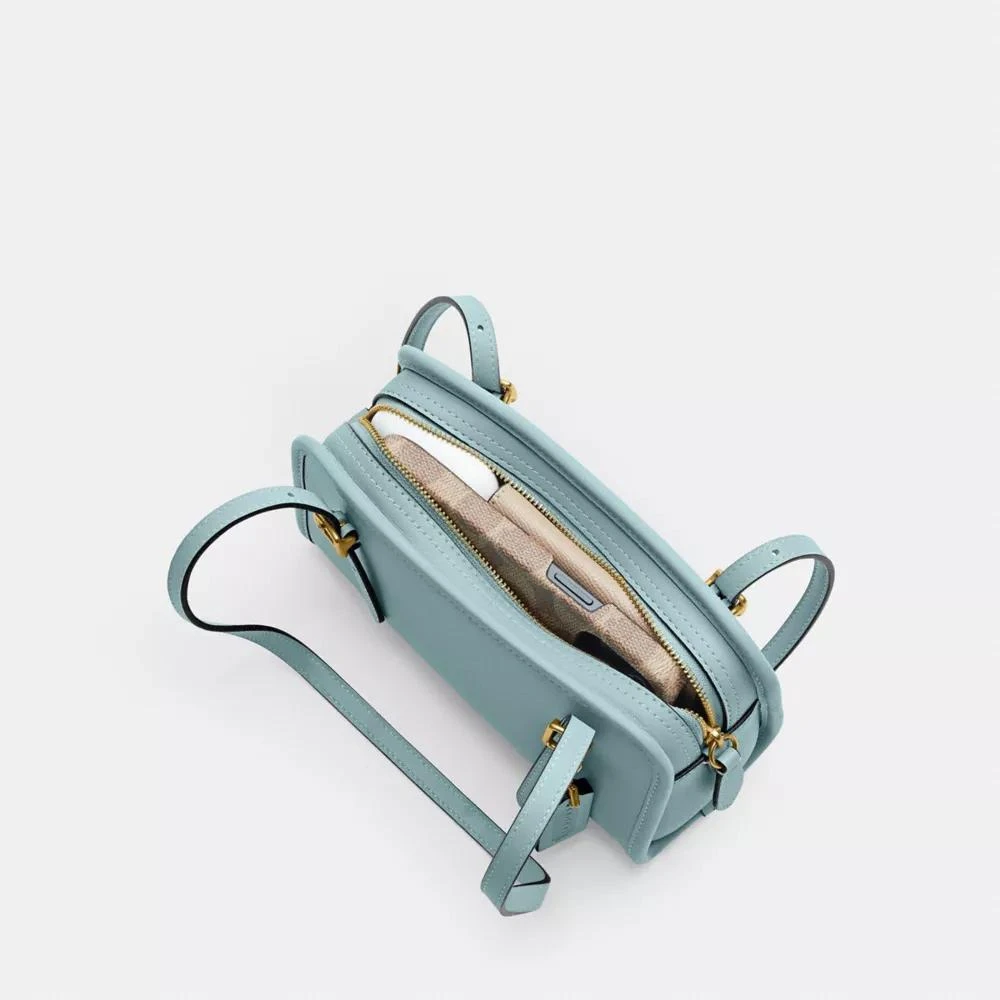 Coach Swing Zip Bag 20 6