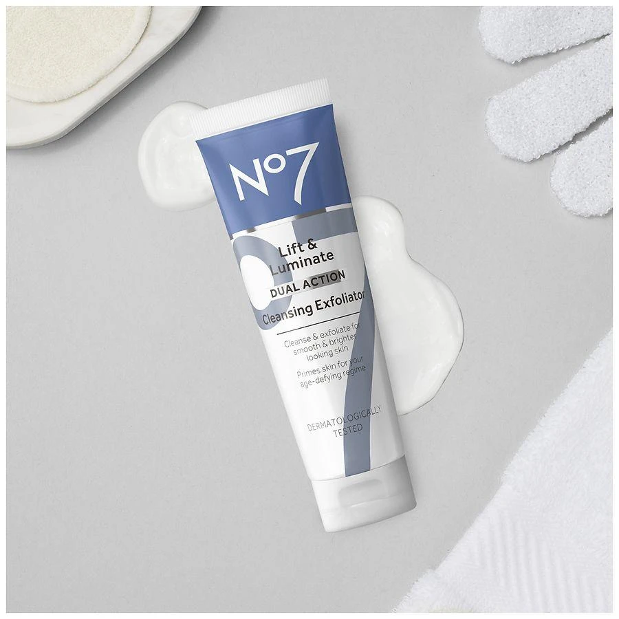 No7 Lift & Luminate Dual Action Cleansing Exfoliator 4