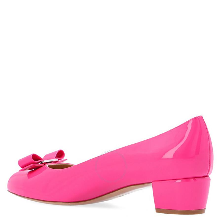 Salvatore Ferragamo Salvatore Ferragamo Ladies Hot Pink Vara Bow Pump Shoe