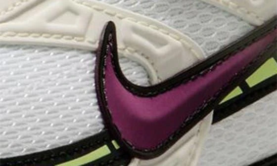 NIKE Initiator Running Shoe 7