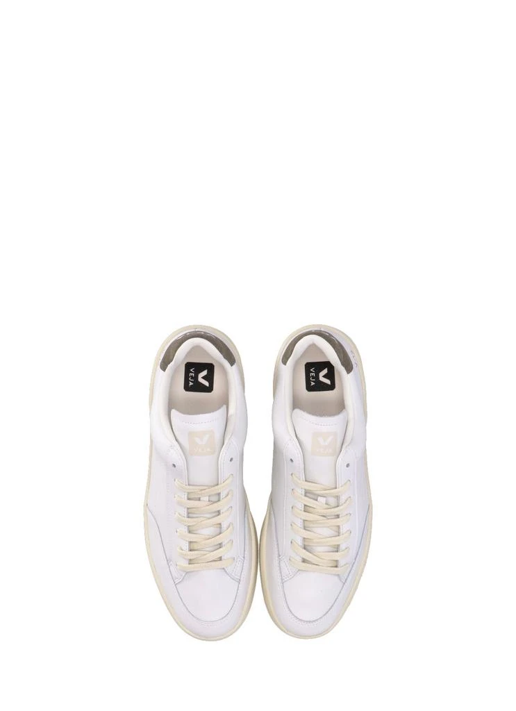 Veja V 12 Stitch O T 5