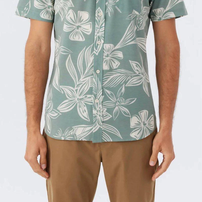 O'Neill Trvlr Upf Traverse Standard Shirt In Sage 1