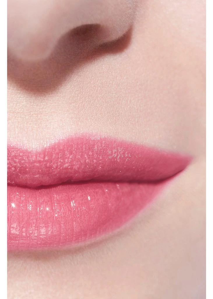 Chanel ROUGE COCO BAUME – SHINE ~ HYDRATING BEAUTIFYING TINTED LIP BALM – BUILDABLE COLOUR 5