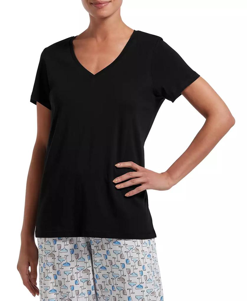 Hue Women's Sleepwell Solid S/S V-Neck T-Shirt with Temperature Regulating Technology