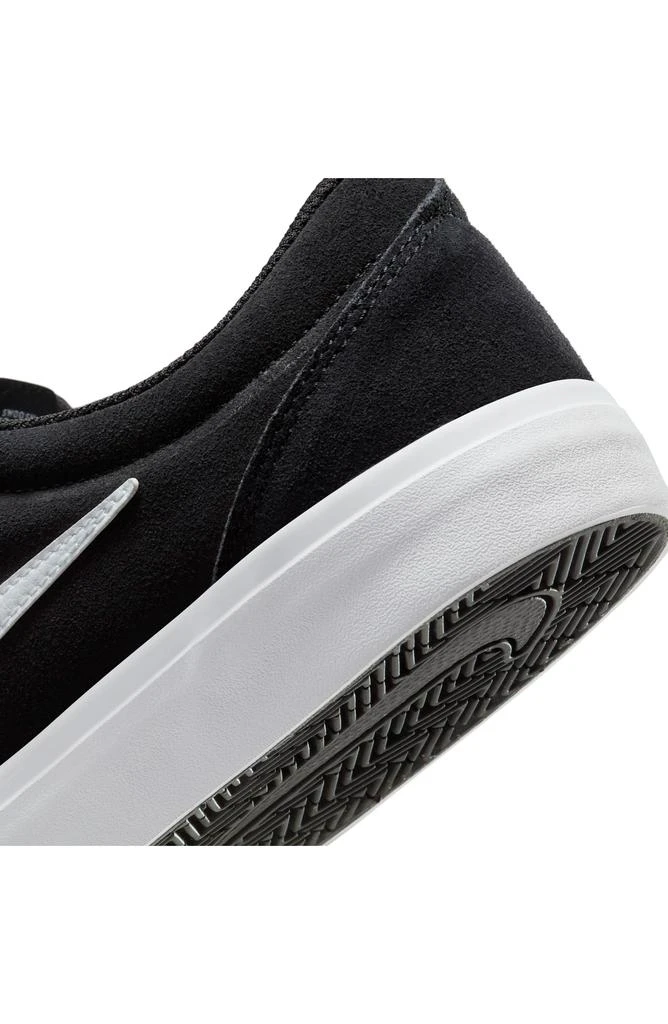 NIKE Charge Skate Sneaker 9