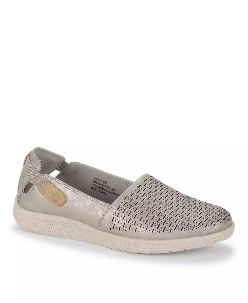 Baretraps Women's Viccia Slip On Flats 1