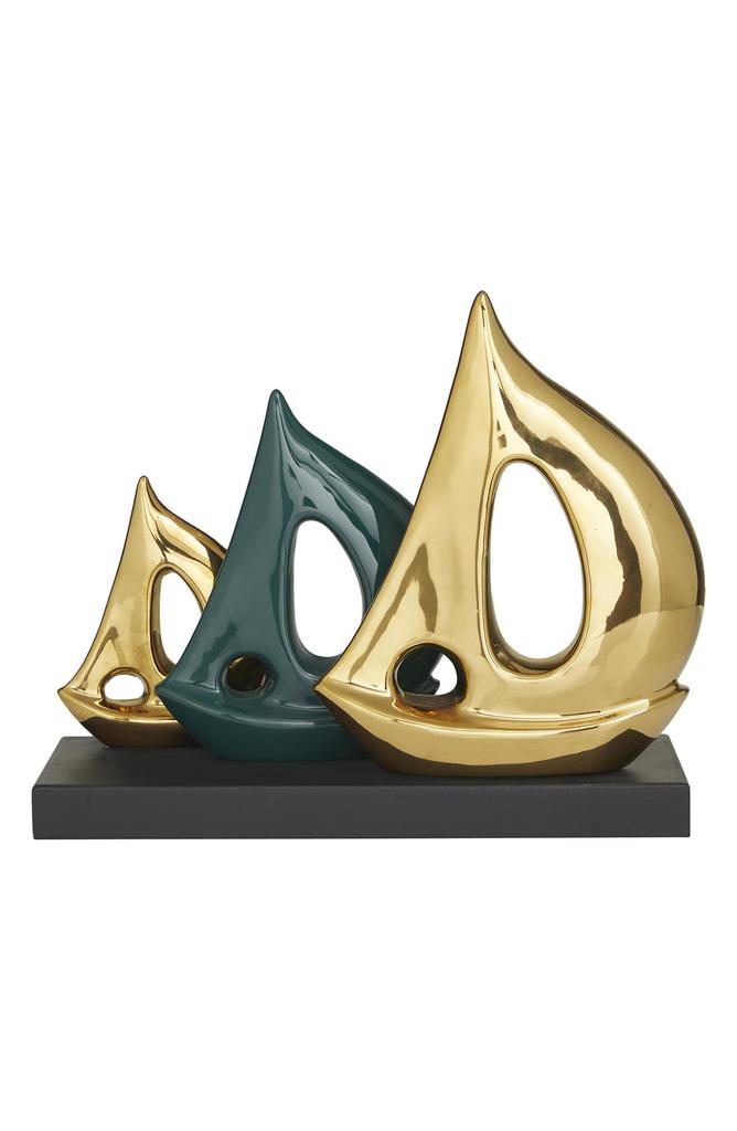 UMA Contemporary Sailboat Statue