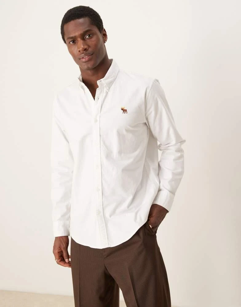 Abercrombie & Fitch Abercrombie & Fitch icon logo oxford shirt in white 1