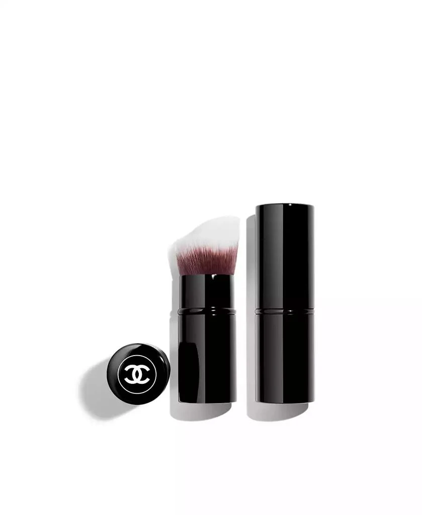 Chanel Retractable Foundation Brush N°103 1