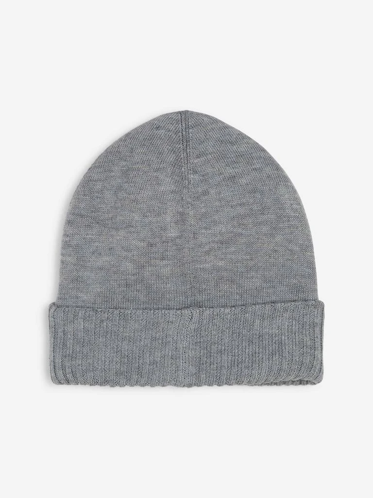 Hugo Boss BOSS Boys Logo Badge Beanie Hat in Grey 2