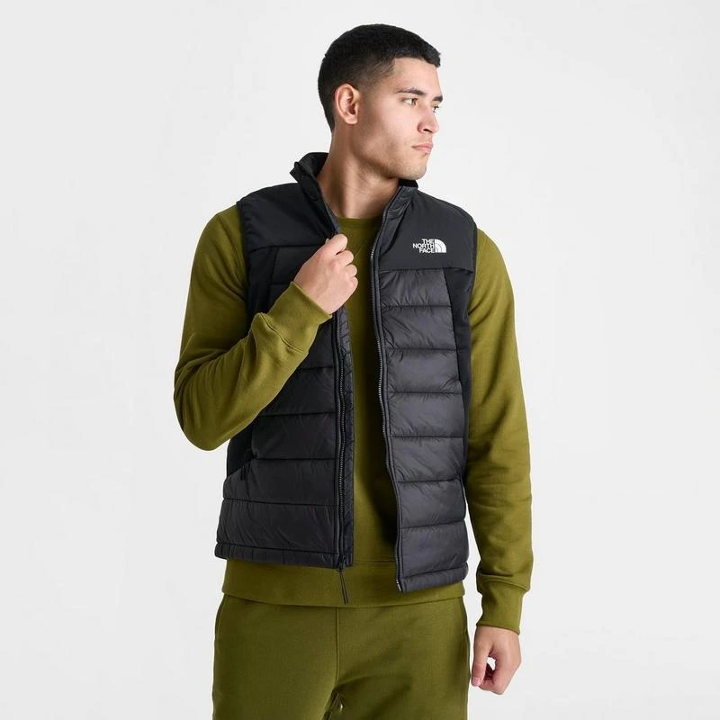 The North Face Men
s The North Face Synthetic Hybrid Gilet 3