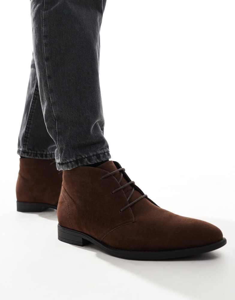 ASOS ASOS DESIGN lace up chukka boots in brown