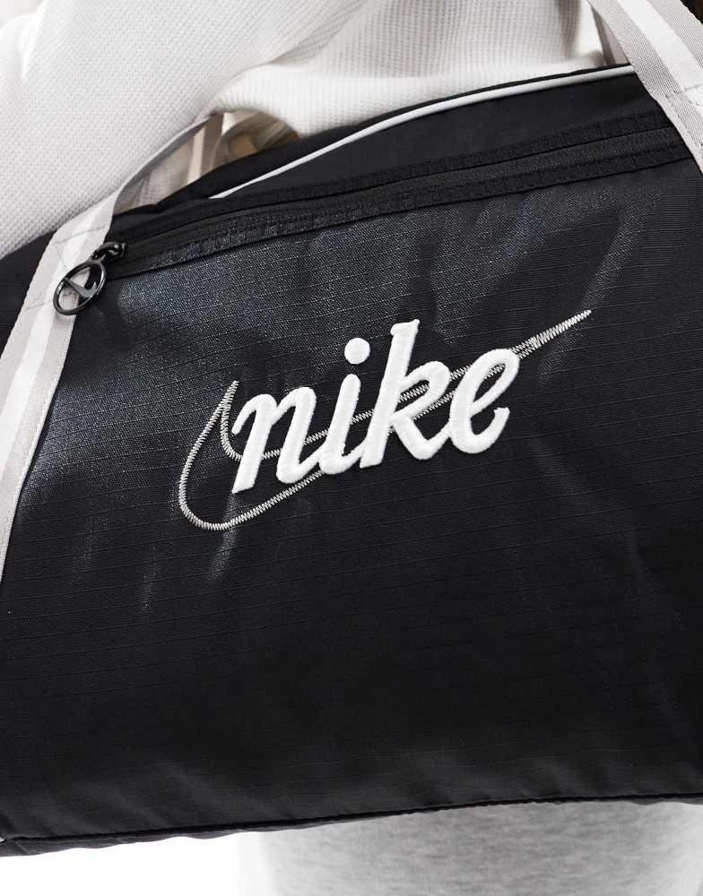 NIKE Nike Training Gym Club Retro holdall bag in black 4