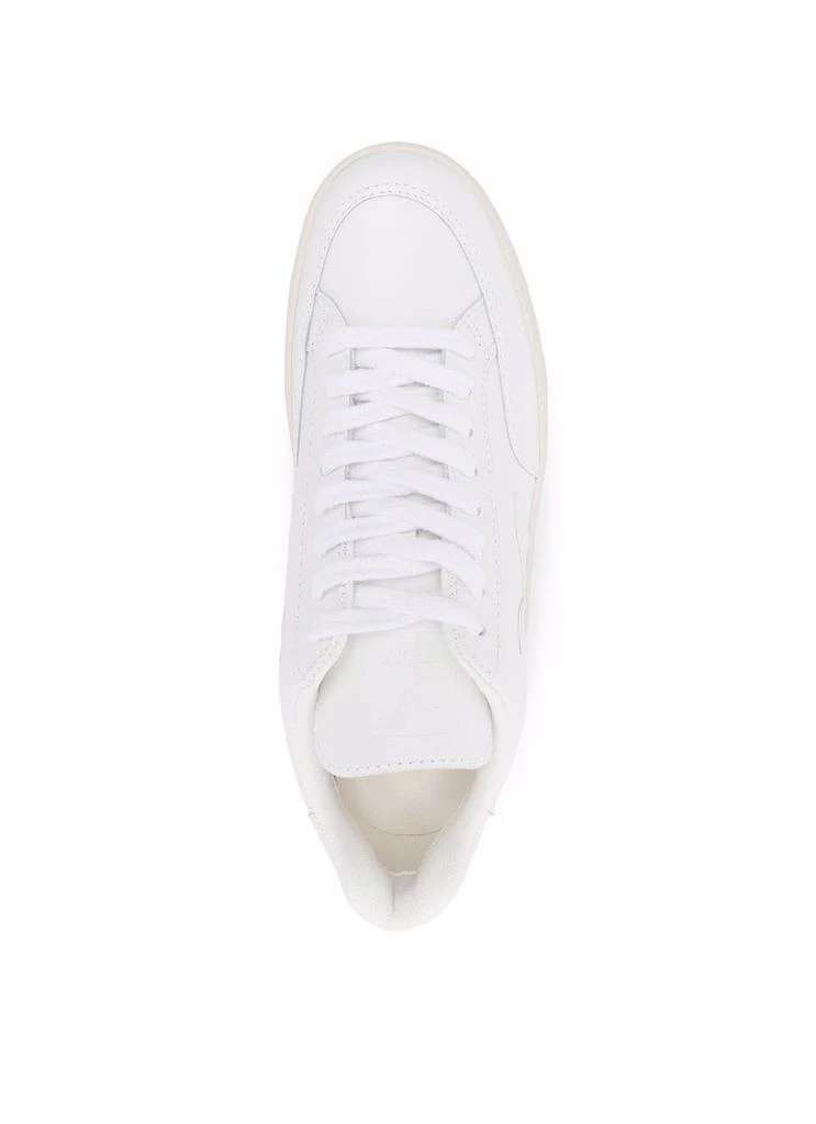 Veja V -12 Leather 4