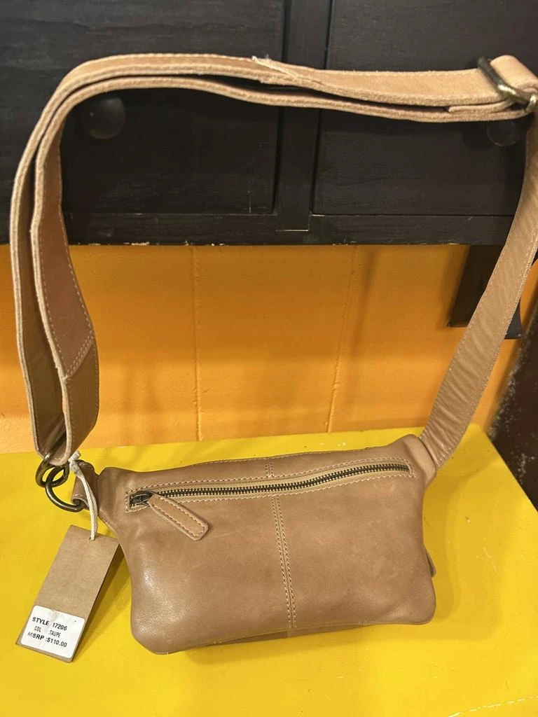 Paul 
Taylor Paul 
Taylor - Women
s Leather Fanny Pack Bag 2