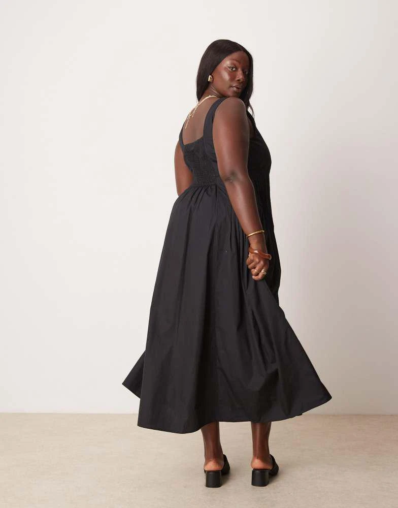 ASOS ASOS DESIGN Curve scoop neck pleat waist maxi dress in black 2