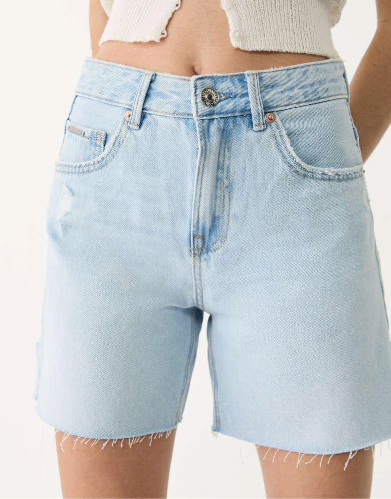 Stradivarius Stradivarius D93 longline denim shorts in light blue 2
