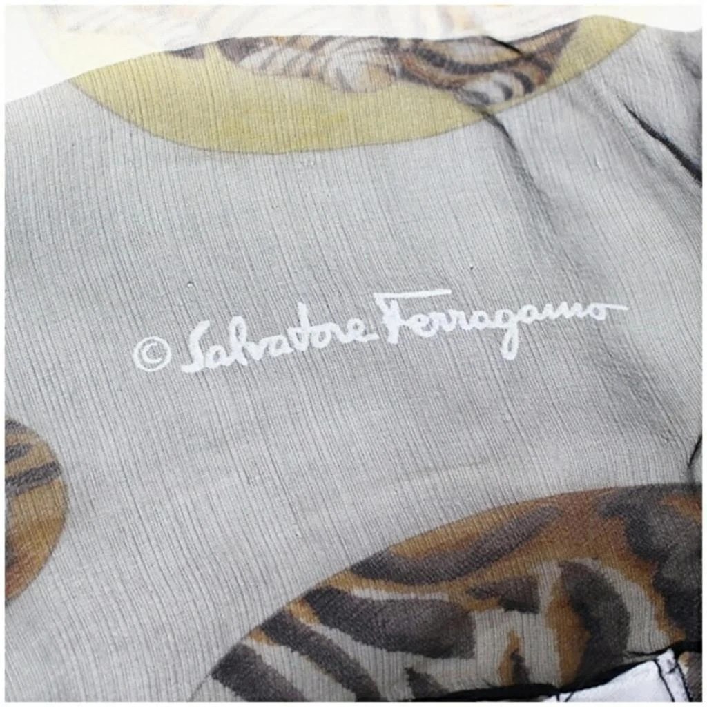 Salvatore Ferragamo ivory Silk Stole (Pre-Owned) 4