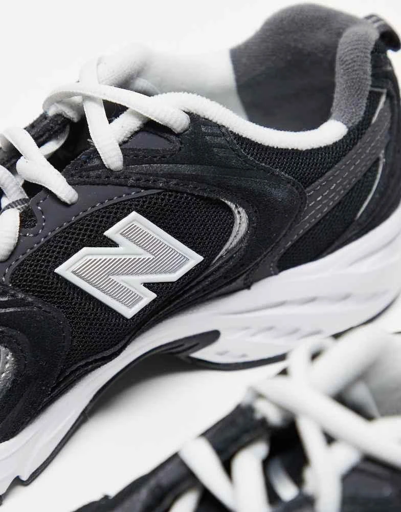 New Balance New Balance 530 trainers in black 2