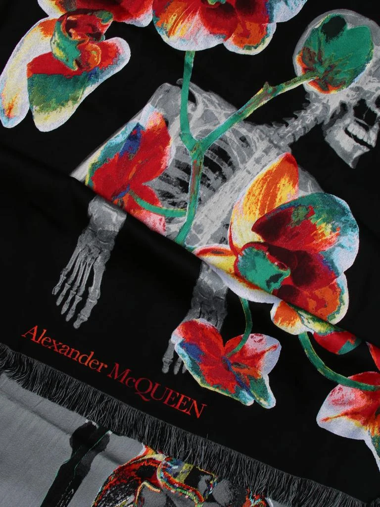 Alexander McQueen McQueen Orchid scarf in inlaid wool 3