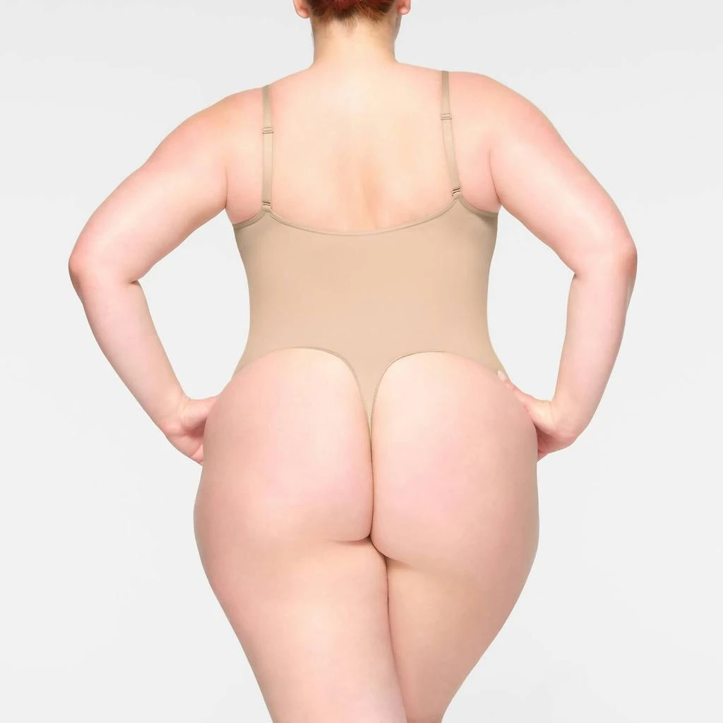 SKIMS Skims - Seamless Sculpt Thong Bodysuit 3