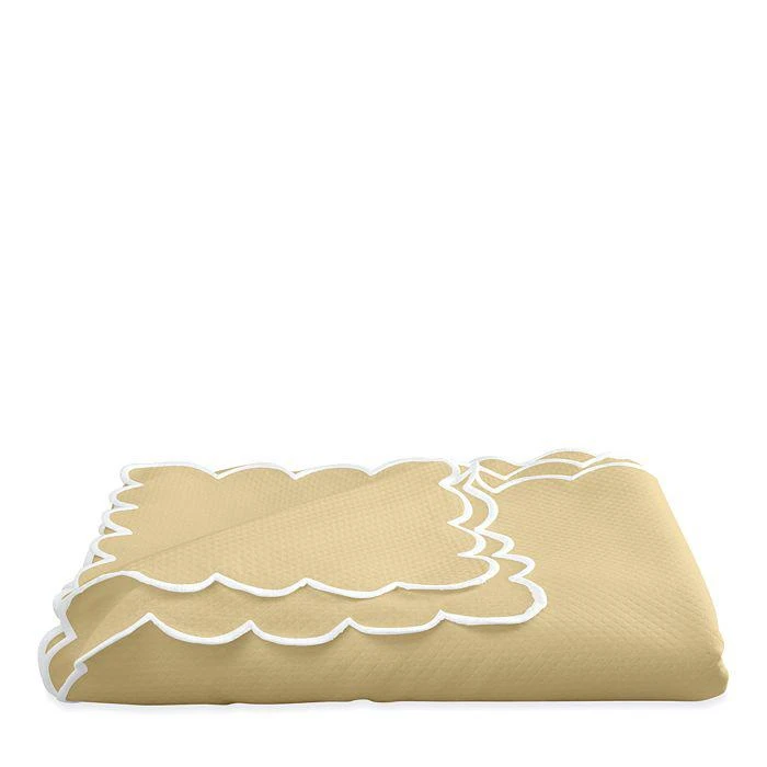 Matouk Savannah Gardens Tablecloth, 90" Round 1