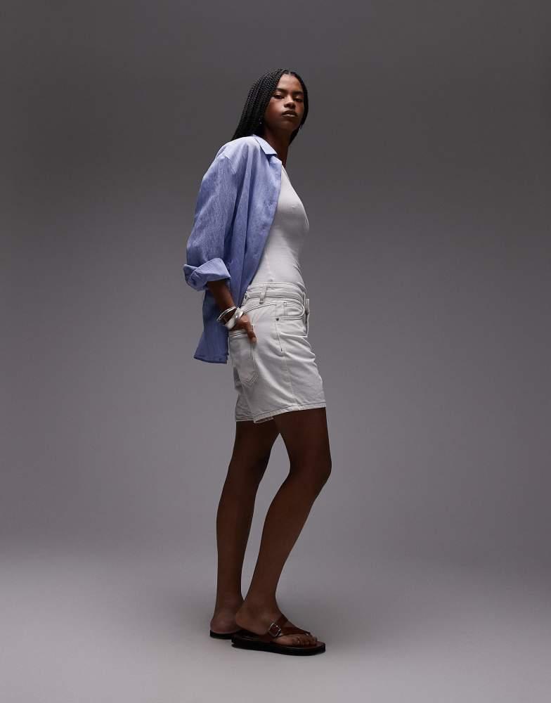 Topshop Topshop denim cinch back short in bone white