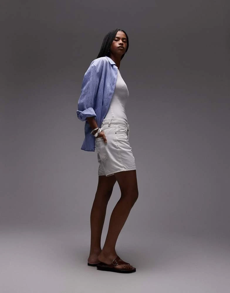 Topshop Topshop denim cinch back short in bone white 2