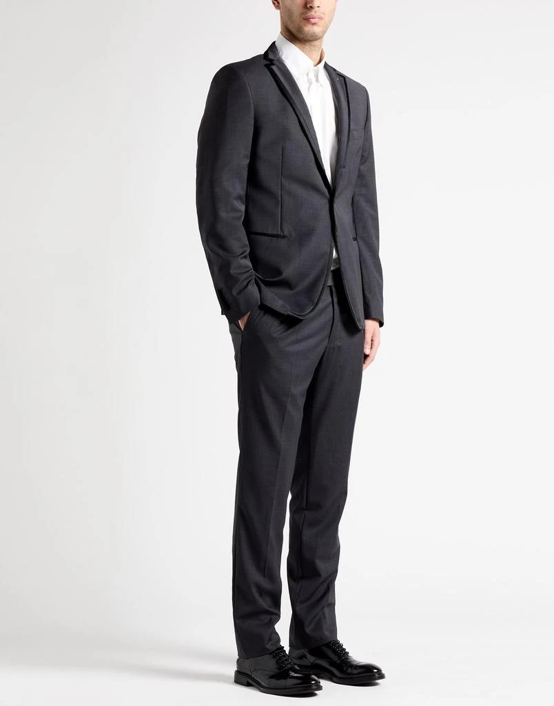 PAOLONI Suits 2