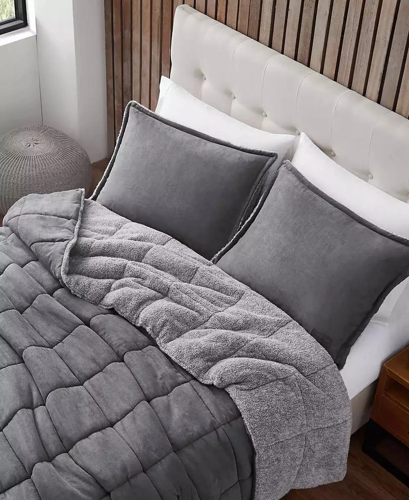 Eddie Bauer Sherwood Reversible Micro-suede Sherpa Comforter Set 2