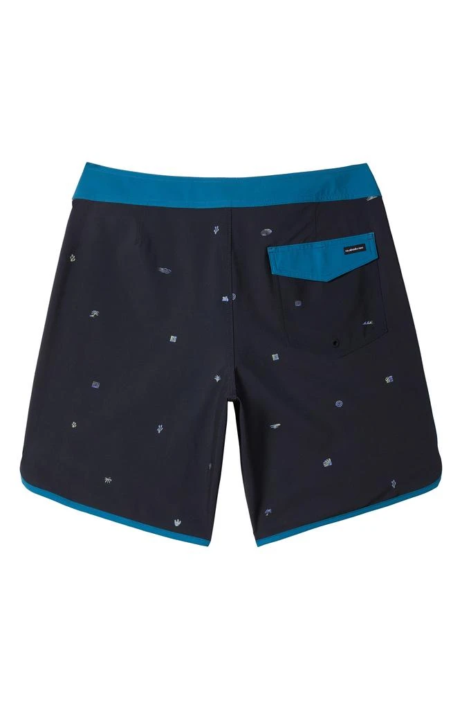 Quiksilver Surfsilk Scallop Board Shorts 6