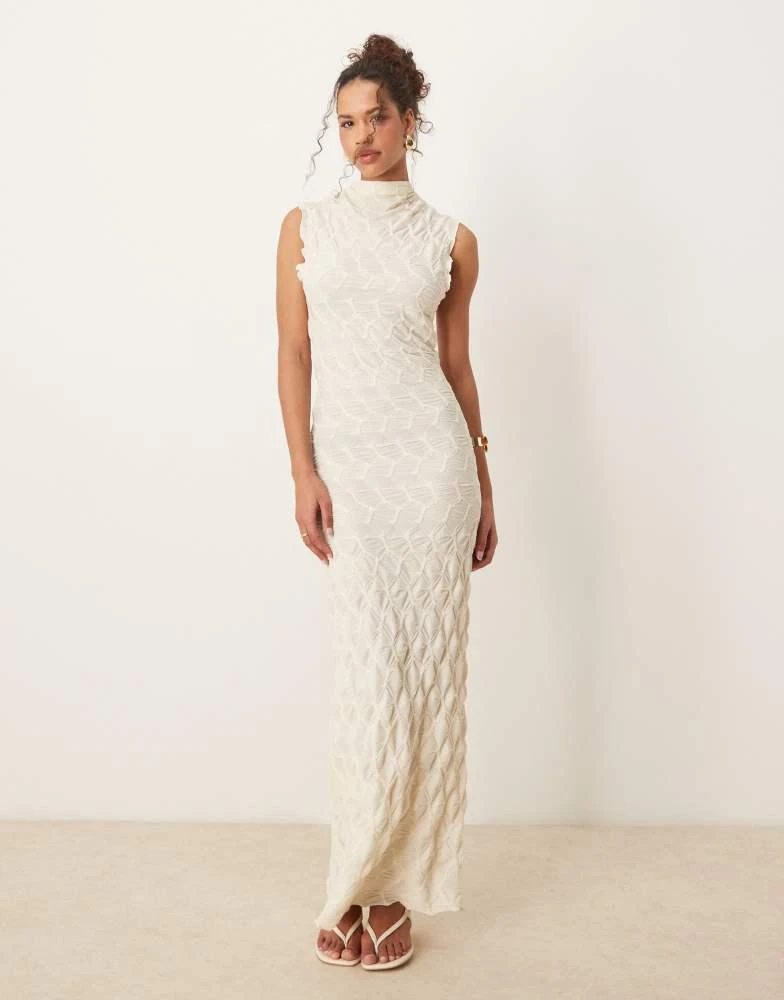 Vila Vila textured jersey maxi dress in cream - Dresses & Skirts -  BeyondStyle