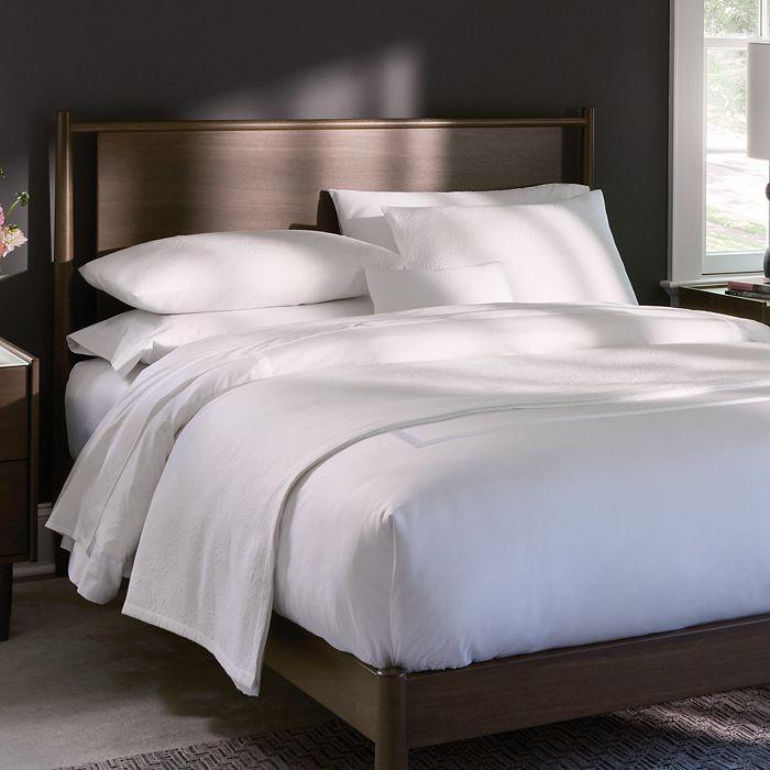 Huppé Marvin Queen Bed - Exclusive