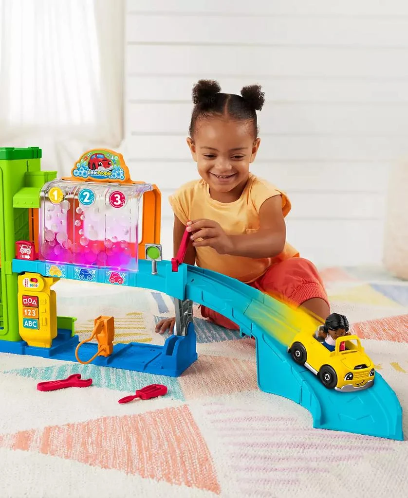 Fisher Price Little People Light-Up Learning Garage Toddler Playset 5