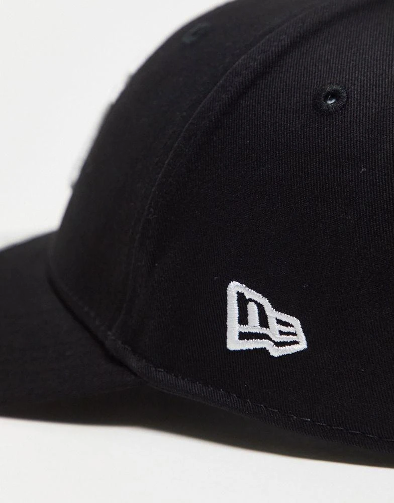 New Era New Era NY Yankees 9forty cap in black 2