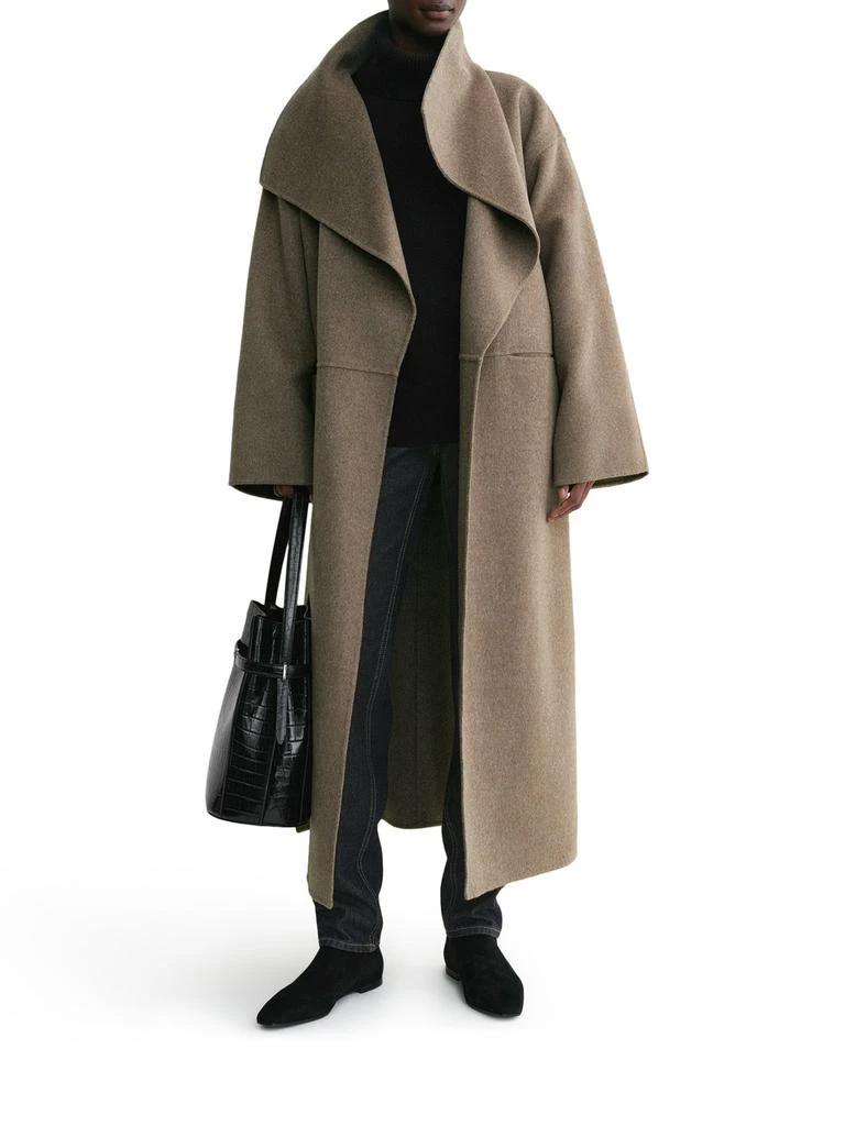 Totême SIGNATURE WOOL AND CASHMERE COAT 2