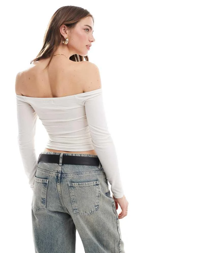 Miss Selfridge Miss Selfridge long sleeve v neck off shoulder top in cream 4