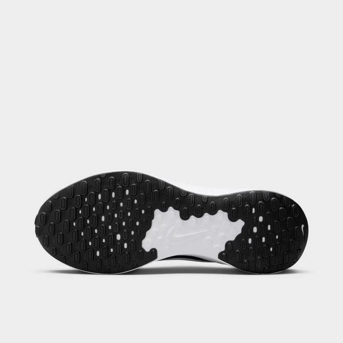 NIKE Men's Nike Revolution 7 Road Running Shoes 6